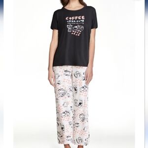 Women's 2 Pc Pajama Set w/ Short Sleeve Top & Open Leg Pants  NWT Various Sizes